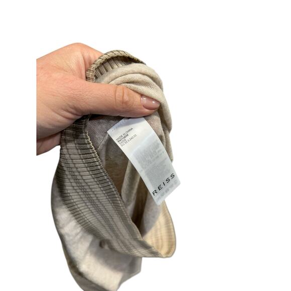 Reiss Sadie Cotton Blend Marled V-Neck Knit Top in Neutral - Picture 7 of 11